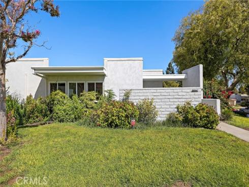 2200 Via Mariposa , Laguna Woods, CA