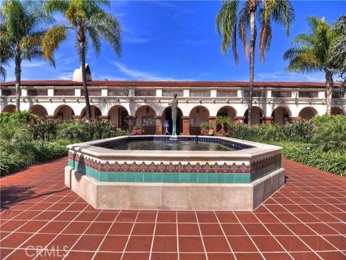 2200 Via Mariposa , Laguna Woods, CA