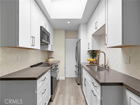 2200 Via Mariposa , Laguna Woods, CA