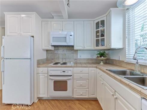 218  Avenida Majorca  D , Laguna Woods, CA