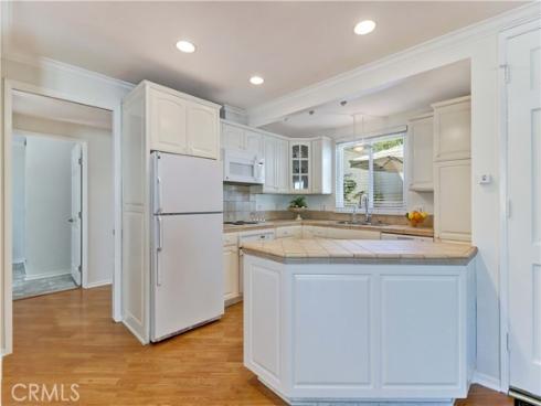 218  Avenida Majorca  D , Laguna Woods, CA