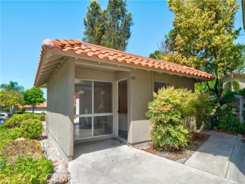 2103 Ronda Granada U , Laguna Woods, CA