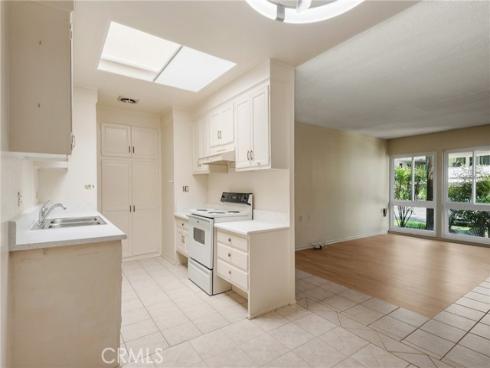 2103 Ronda Granada U , Laguna Woods, CA