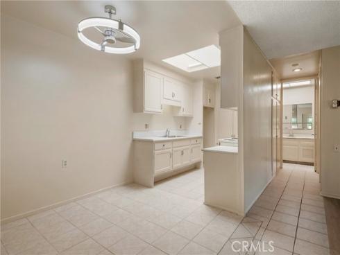 2103 Ronda Granada U , Laguna Woods, CA