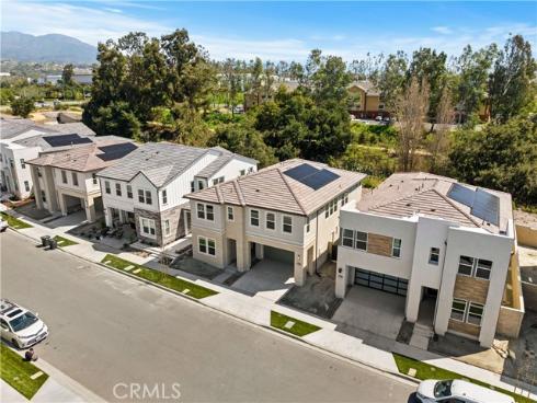 390  Riverbend  , Lake Forest, CA
