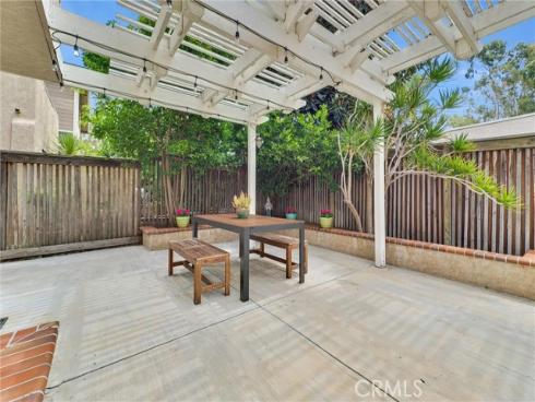 22622  Wood Shadow   Lane, Lake Forest, CA