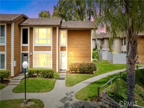 25885  Trabuco  106  Road, Lake Forest, CA