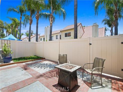 25212  Avenida Tranquila  93 , Lake Forest, CA