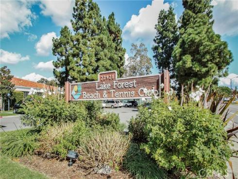 21981  Rimhurst  J  Drive, Lake Forest, CA