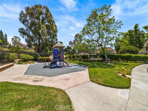 26295  Lily Glen  22 , Lake Forest, CA