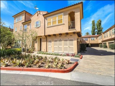 216  El Paseo  , Lake Forest, CA