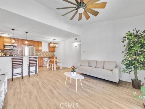 23276  Orange  8  Avenue, Lake Forest, CA