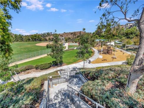 21205  Serra Vista  , Lake Forest, CA