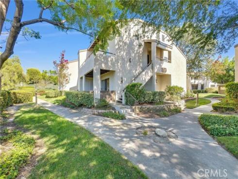 21931  Rimhurst  117  Drive, Lake Forest, CA