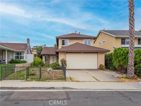 27182  Coachman   Way, Lake Forest, CA