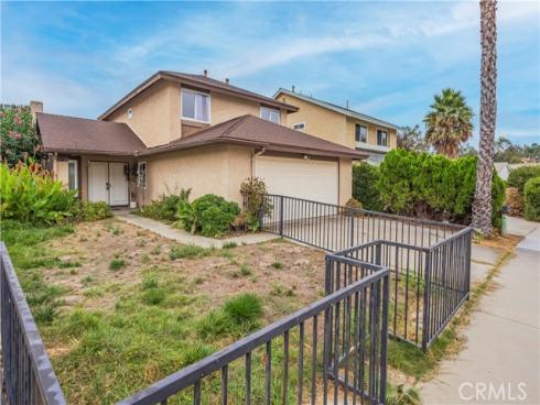 27182  Coachman   Way, Lake Forest, CA