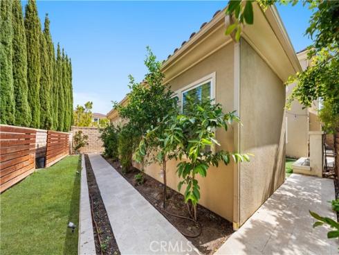 32  Goldenrod  , Lake Forest, CA