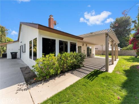 24092  Parkhill   Road, Lake Forest, CA