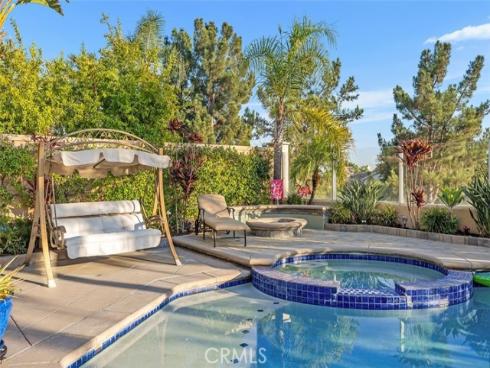 27  La Perla  , Lake Forest, CA