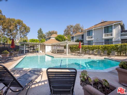 25691  View Pointe  9B , Lake Forest, CA