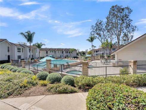 25885  Trabuco  266  Road, Lake Forest, CA