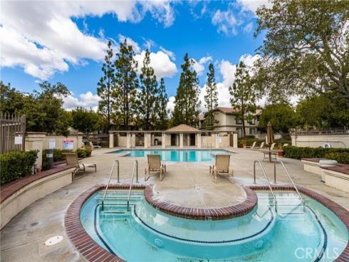 333  Chaumont   Circle, Lake Forest, CA