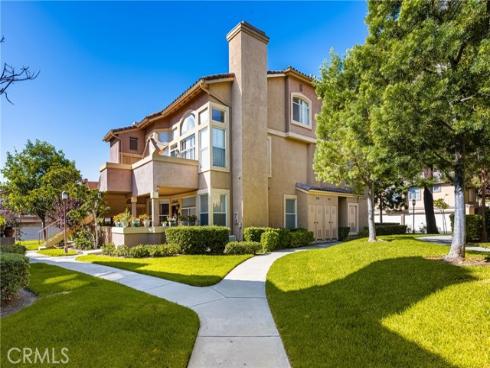 19431  Rue De Valore  19F , Lake Forest, CA