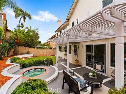 25172  Paseo Equestre  , Lake Forest, CA