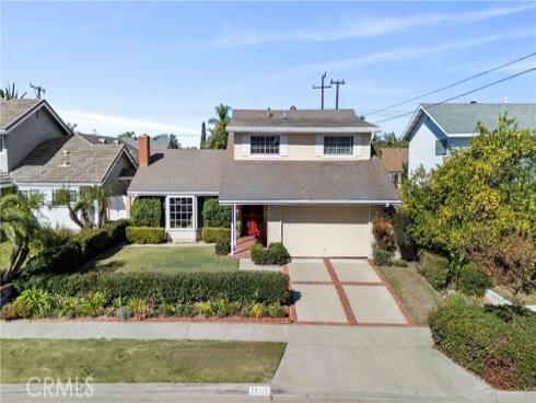 23021  El Caballo   Street, Lake Forest, CA