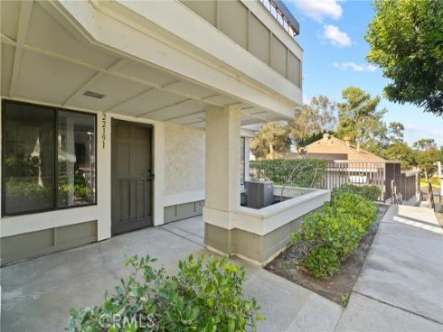 22191  Center Pointe  2A , Lake Forest, CA