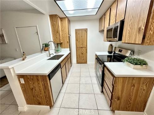 20702 El Toro 359 Road, Lake Forest, CA