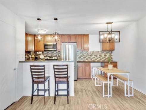 23276 Orange 8 Avenue, Lake Forest, CA