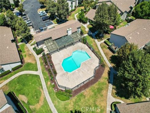 23276 Orange 8 Avenue, Lake Forest, CA