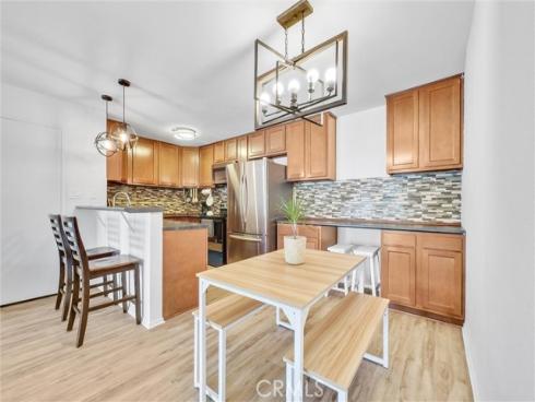 23276 Orange 8 Avenue, Lake Forest, CA