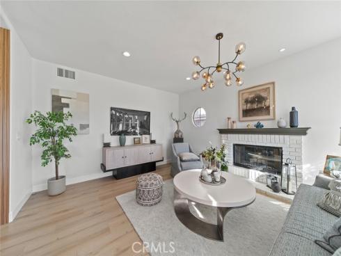 20 Flores , Lake Forest, CA