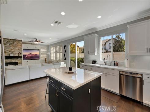 302 Summit Crest Drive, Lake Forest, CA