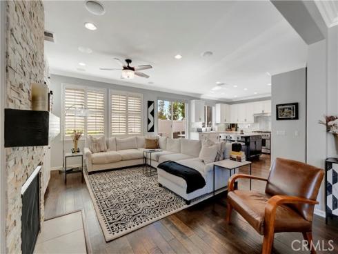 302 Summit Crest Drive, Lake Forest, CA