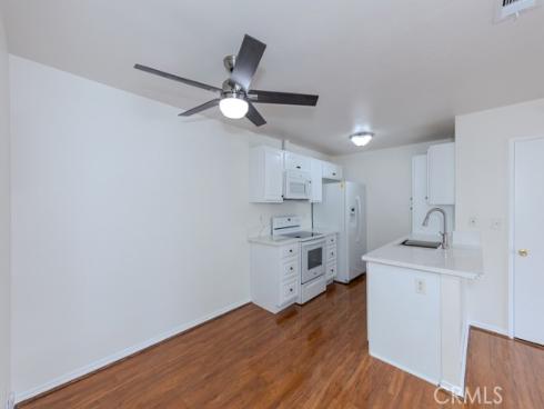 23222 Orange 4 Avenue, Lake Forest, CA