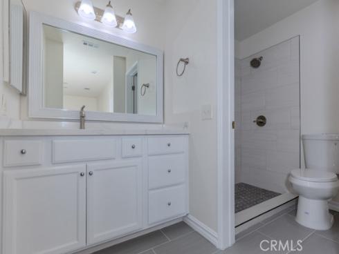 23222 Orange 4 Avenue, Lake Forest, CA