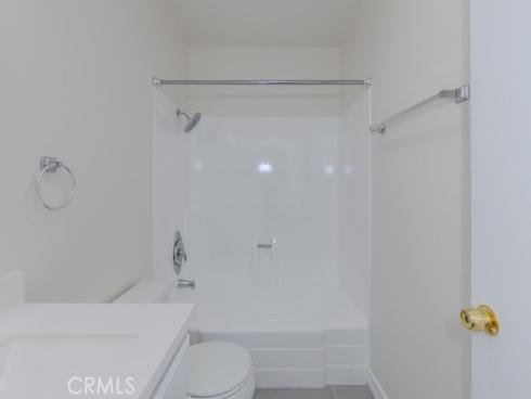 23222 Orange 4 Avenue, Lake Forest, CA