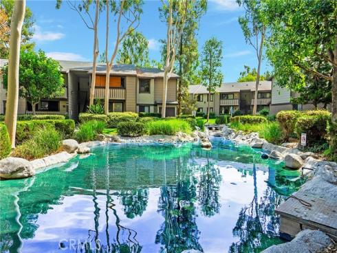 20702  El Toro  379  Road, Lake Forest, CA