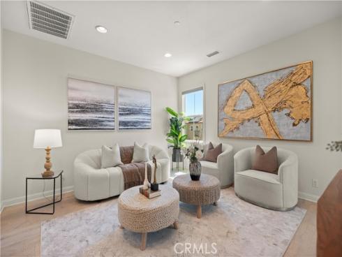 275 Pinnacle Drive, Lake Forest, CA