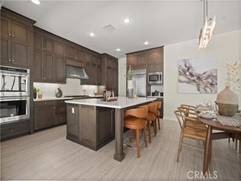 275 Pinnacle Drive, Lake Forest, CA