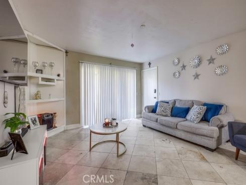 23276 Orange 7 Avenue, Lake Forest, CA