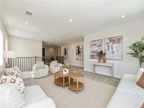 200 Wild Flower , Lake Forest, CA