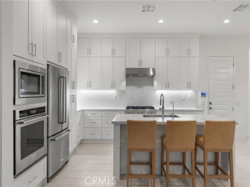 140  Reyes   Alley, Lake Forest, CA