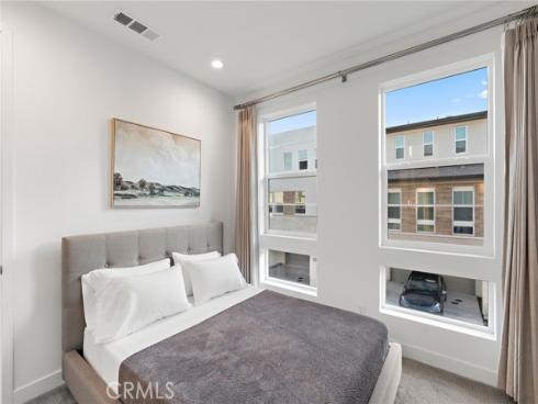 140  Reyes   Alley, Lake Forest, CA