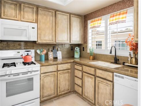 21172 Jasmines Way , Lake Forest, CA