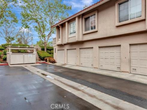 28871  Canyon Point  , Lake Forest, CA