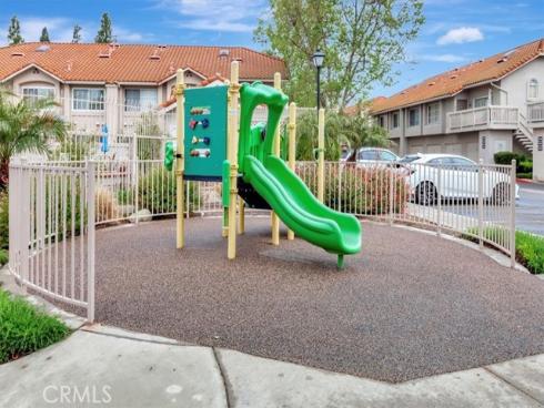 28871  Canyon Point  , Lake Forest, CA